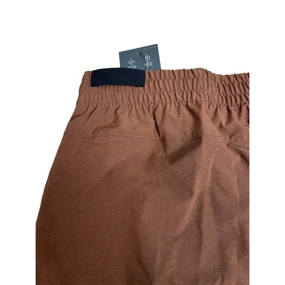 VRST 8” Elevate‎ Athletic Gym Short Mens 2XL XXL NWT Earth Brown - Picture 3 of 6